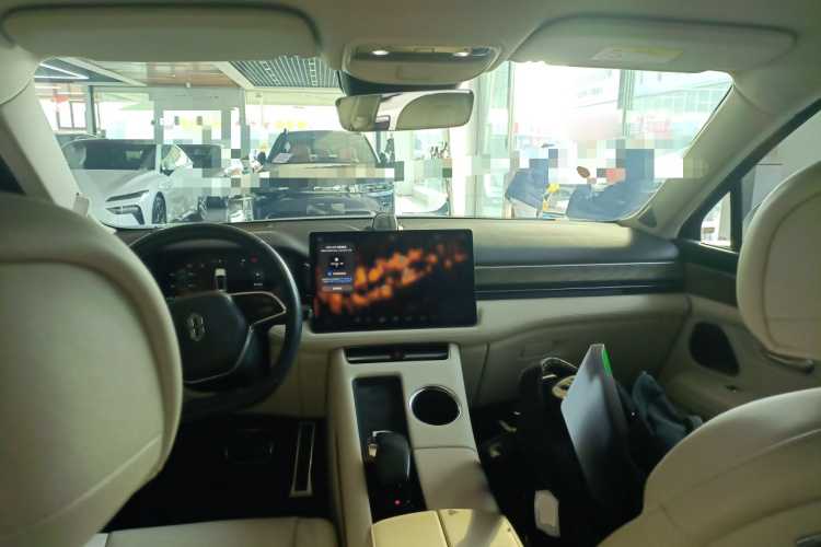 鸿蒙智行 问界M5 2022款 增程后驱标准版中控内饰12