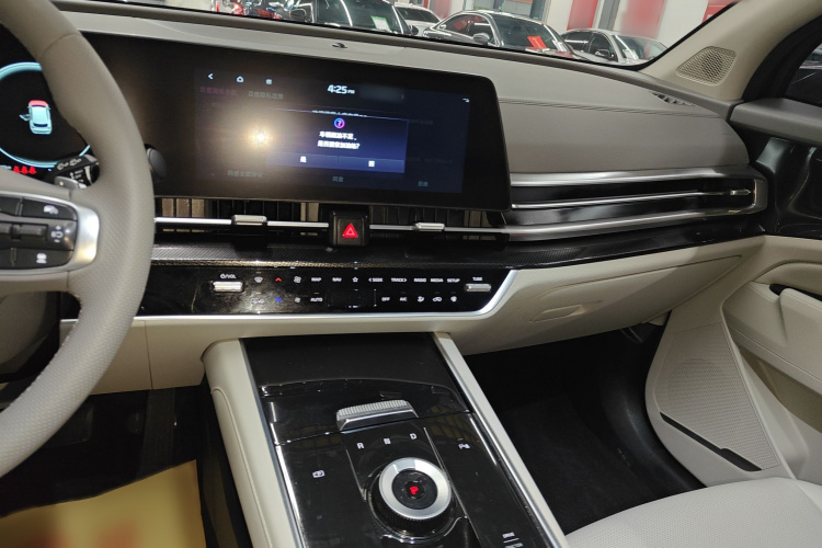 起亚 狮铂拓界 2023款 1.5T 两驱尊贵版局部细节16