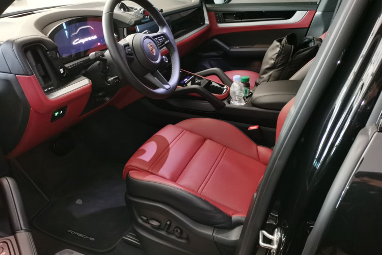 保时捷 2025款 Cayenne 3.0T局部细节19