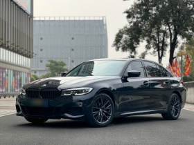 宝马3系 2022款 325Li M运动曜夜套装