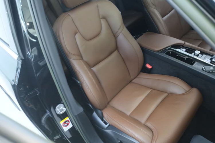 沃尔沃XC90 2023款 B6 智雅豪华版 7座局部细节41