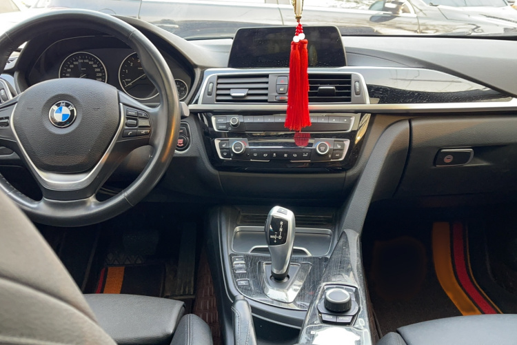 宝马3系 2018款 320Li xDrive 时尚型中控内饰7003