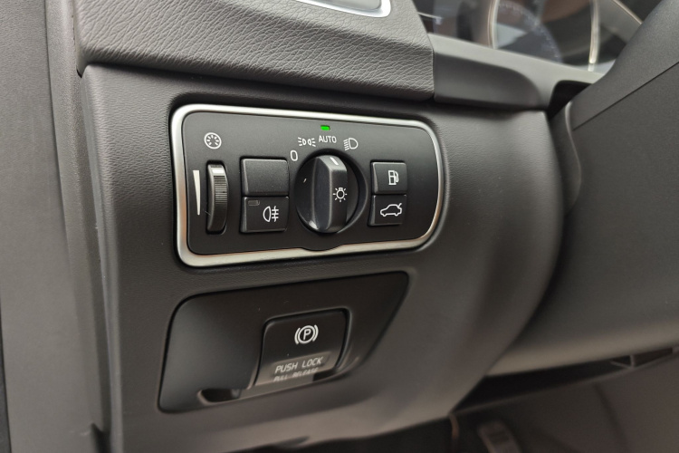 沃尔沃S60 2014款 S60L T5 智驭版局部细节9007