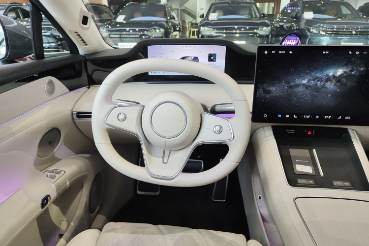 鸿蒙智行 享界S9 2024款 纯电 Max 后驱长航版中控内饰13