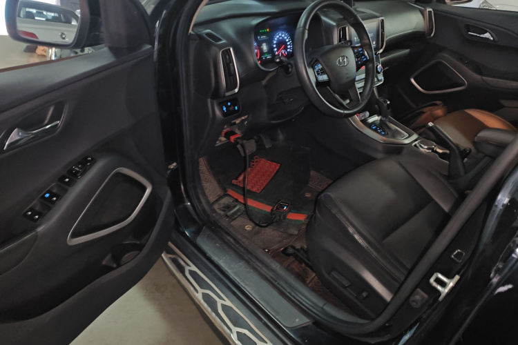 北京现代ix35 2019款 2.0L 自动两驱智勇·畅享版 国VI中控内饰20