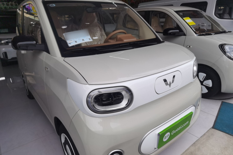 五菱汽车 宏光MINIEV 2024款 第三代 215km 青春版车身外观3