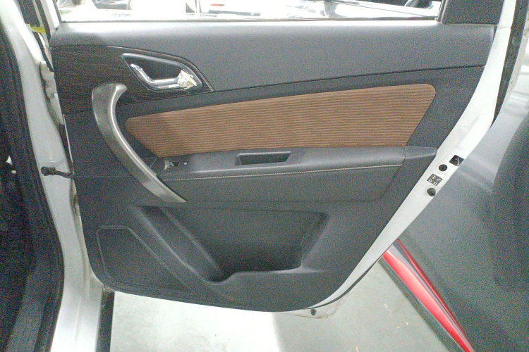 比速汽车 比速M3 2017款 1.5L 豪华型中控内饰7006