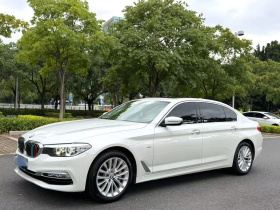 宝马5系 2018款 530Li 领先型 豪华套装