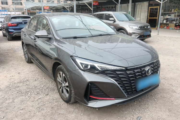 长安 逸动 2023款 畅享版 PLUS 蓝鲸NE 1.4T GDI DCT尊贵版车身外观3