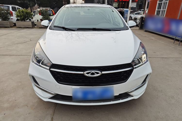 奇瑞 艾瑞泽5 2019款 PRO 1.5L 手动自在版 国VI车身外观2