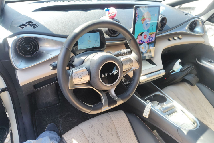 比亚迪 海豚 2023款 420km 时尚版中控内饰7002