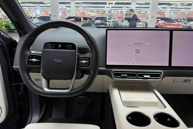 理想汽车 理想L8 2023款 Pro中控内饰7005