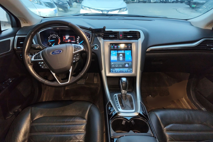 福特 蒙迪欧 2013款 2.0L GTDi200时尚型中控内饰12