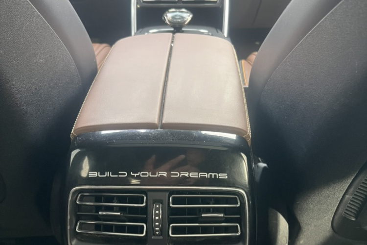 比亚迪 唐新能源 2021款 DM-i 112KM 尊荣型中控内饰7004