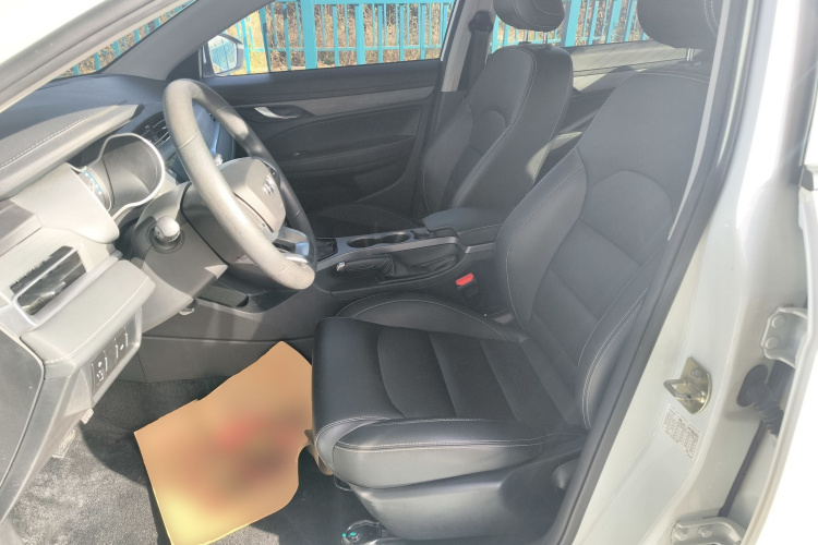 吉利汽车 帝豪 2021款 UP 1.5L CVT舒适型中控内饰19