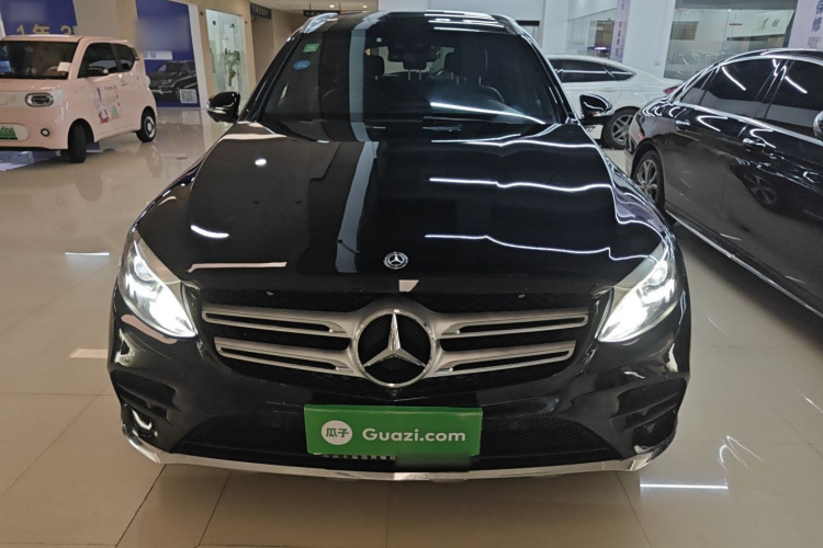 奔驰GLC 2019款 改款 GLC 260 L 4MATIC 豪华型车身外观2