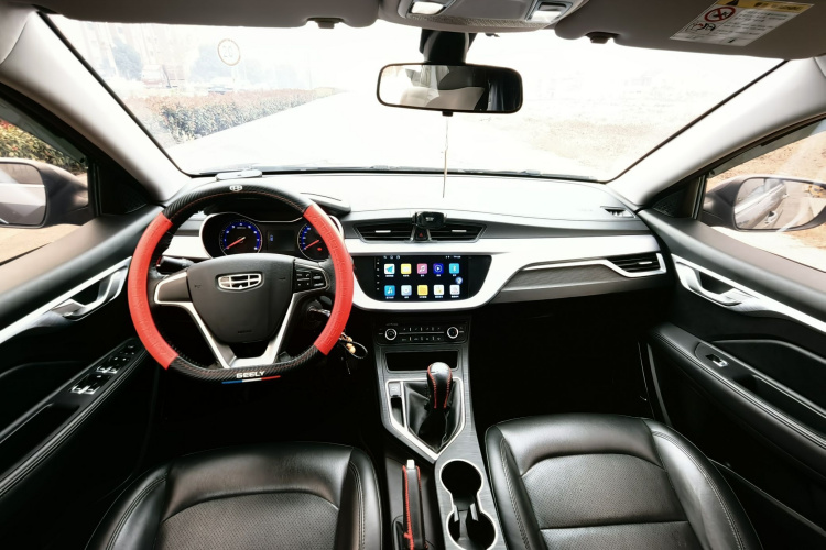 吉利汽车 远景 2020款 1.5L 手动亚运版中控内饰7004