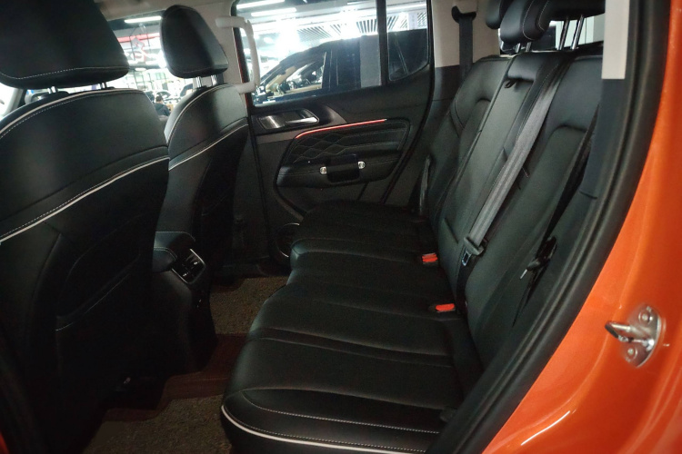 坦克300 2021款 越野版 2.0T 征服者中控内饰7004