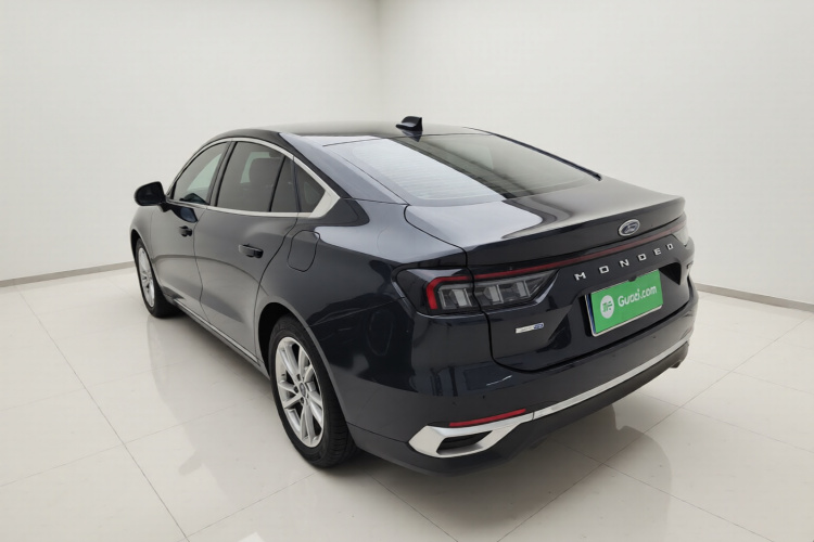 福特 蒙迪欧 2022款 改款 EcoBoost 245 豪华型车身外观5