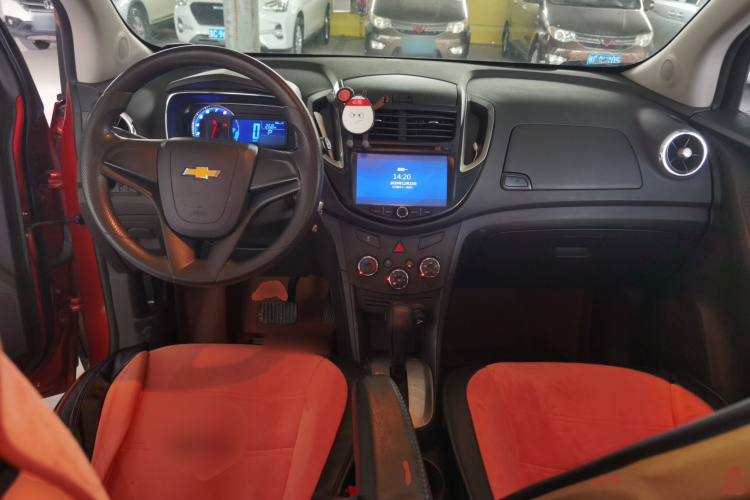 雪佛兰 创酷 2014款 1.4T 自动两驱舒适型中控内饰12