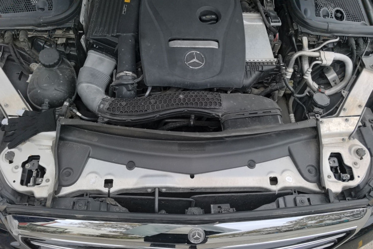 奔驰E级 2018款 E 300 L 豪华型局部细节24