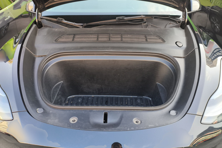 特斯拉 Model Y 2022款 改款 后轮驱动版局部细节24