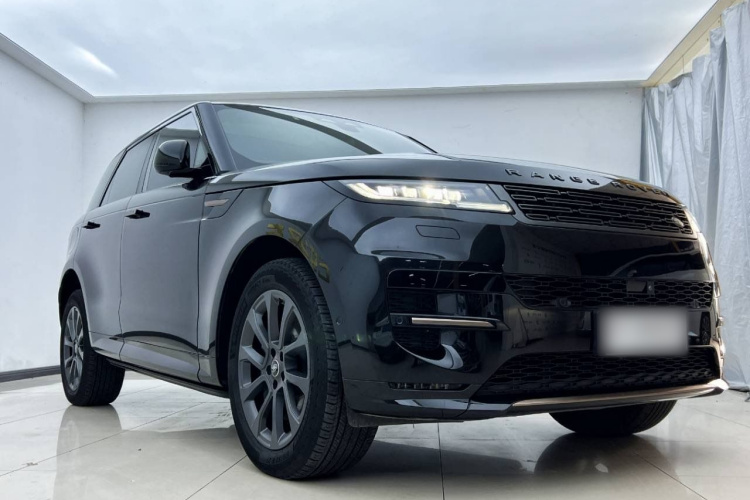 路虎 揽胜运动版 2024款 400PS Dynamic SE车身外观6001