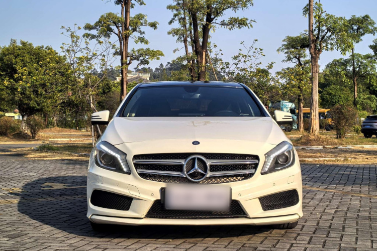 奔驰A级(进口) 2015款 A 200 运动型车身外观6001