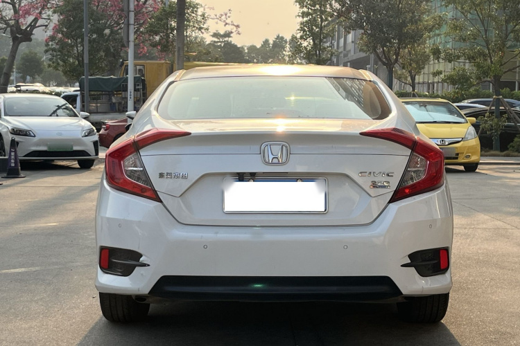 本田 思域 2019款 220TURBO CVT劲动版 国VI车身外观6008