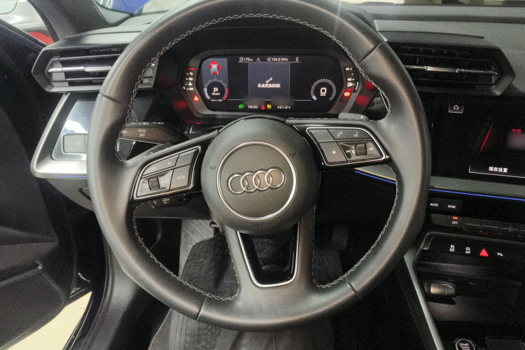 奥迪A3 2024款 A3L Limousine 35 TFSI 时尚运动型局部细节13