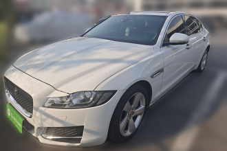 捷豹XFL 2018款 XFL 2.0T 200PS 精英版