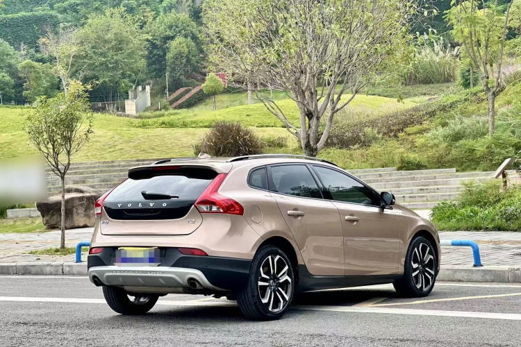 沃尔沃V40 2017款 Cross Country T3 智雅版车身外观6005