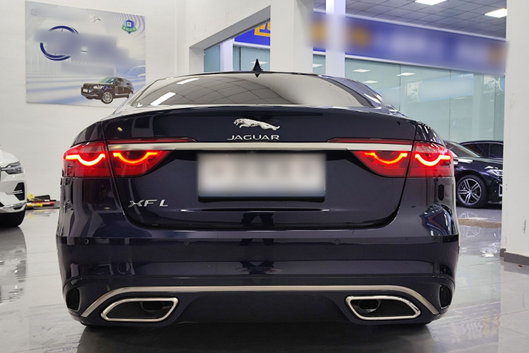 捷豹XFL 2021款 XFL 2.0T P250 两驱尊享豪华版车身外观6005