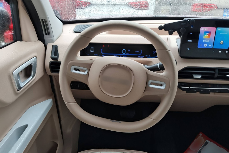 吉利银河 2023款 熊猫mini 200km 耐力熊局部细节13