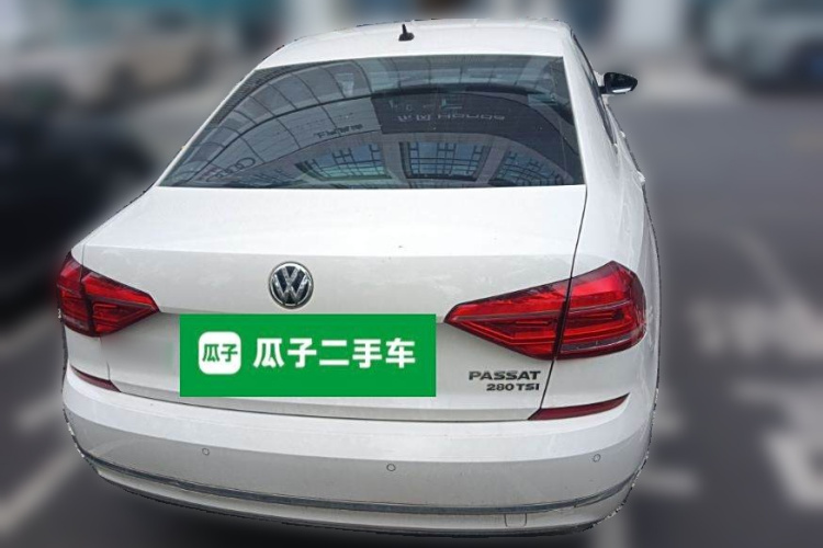 大众 帕萨特 2016款 280TSI DSG尊荣版车身外观6004