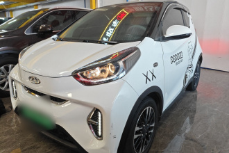 奇瑞 小蚂蚁 2022款 甜粉款 半糖版 磷酸铁锂 30kW 301km