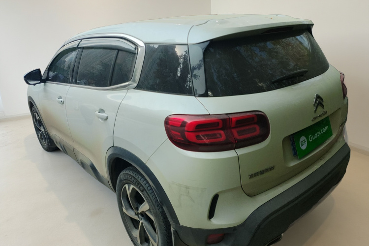 雪铁龙 天逸 C5 AIRCROSS 2021款 360THP 舒享型车身外观5