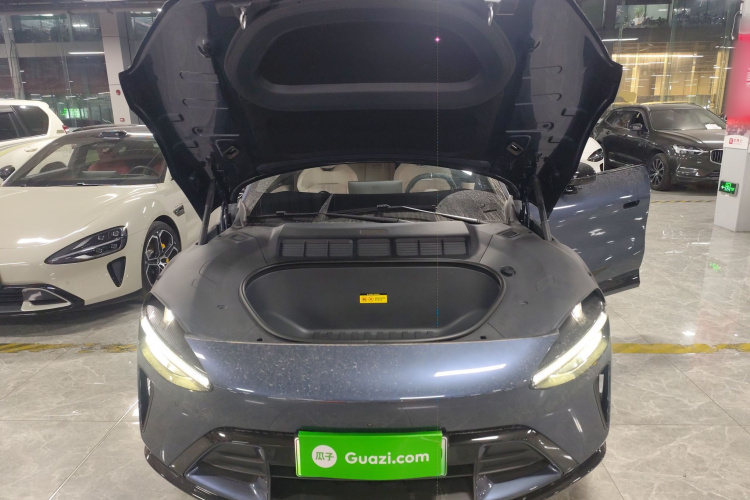 小米汽车 小米YU7 2025款 超长续航高性能四驱Max版局部细节24