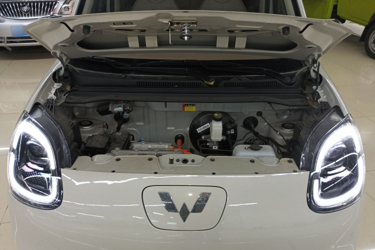 五菱汽车 宏光MINIEV 2025款 四门版 进阶款机舱底盘24