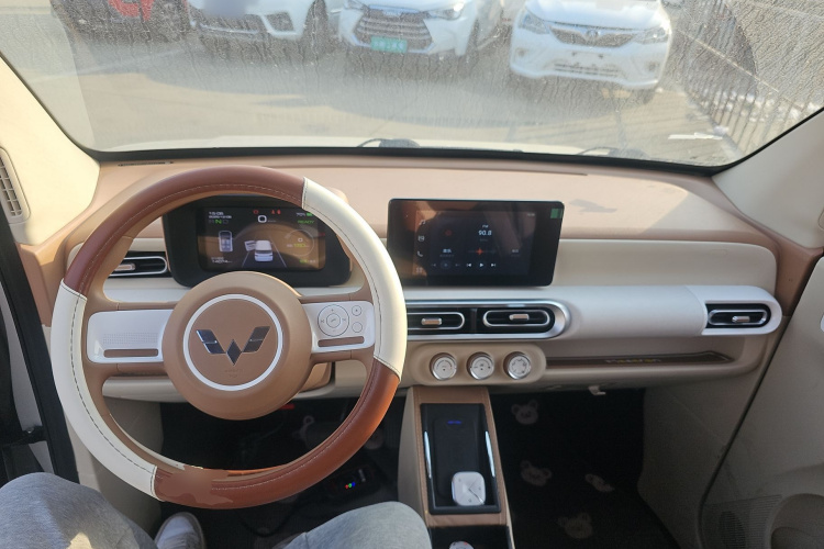 五菱汽车 宏光MINIEV 2024款 第三代 215km 进阶版中控内饰12