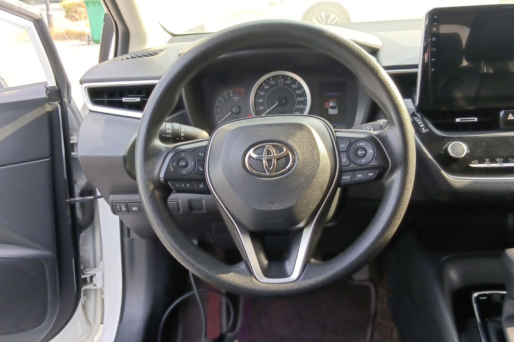 丰田 卡罗拉 2021款 1.2T S-CVT精英PLUS版局部细节13