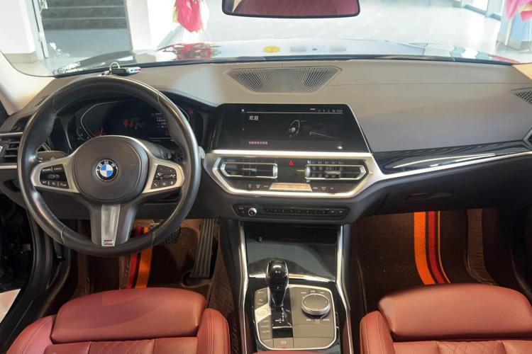 宝马3系 2022款 改款 320Li M运动套装中控内饰7002