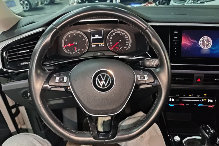 大众 探岳 2020款 330TSI 两驱豪华智联版局部细节13