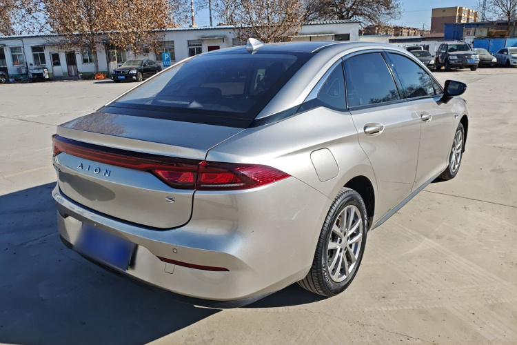 埃安 AION S 2023款 魅 580 磷酸铁锂车身外观6005