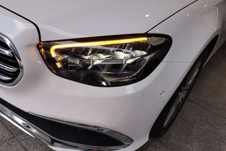 奔驰E级 2023款 E 260 L局部细节36