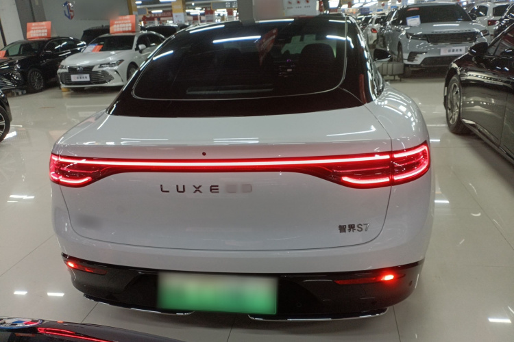 鸿蒙智行 智界S7 2024款 Max 后驱长航智驾版车身外观6