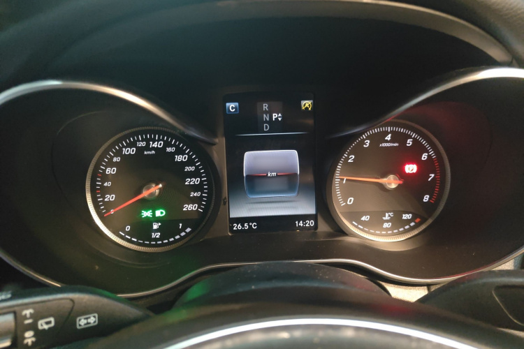 奔驰C级(进口) 2015款 C 200 旅行轿车局部细节14