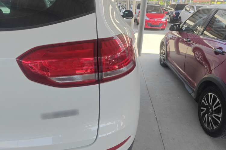 哈弗H6 2020款 1.5GDIT 自动铂金都市版车身外观9