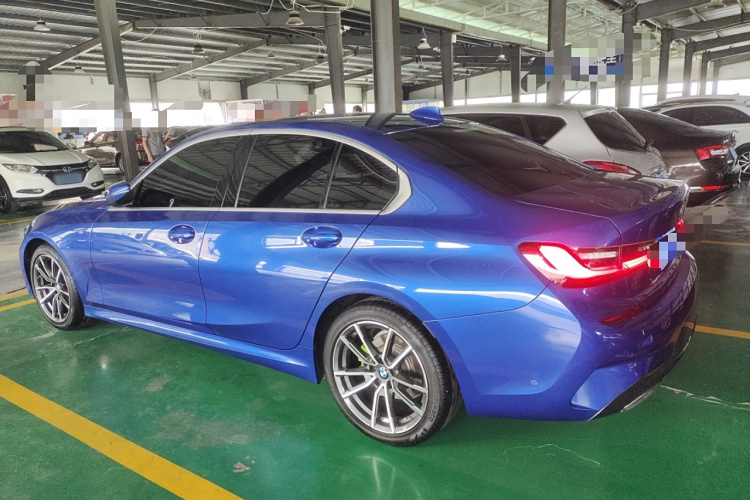 宝马3系 2020款 325i M运动套装车身外观6005