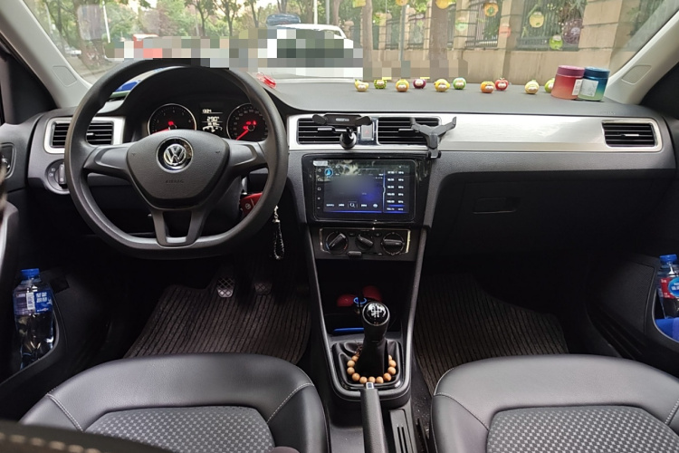 大众 桑塔纳 2015款 浩纳 1.6L 手动舒适型中控内饰7002